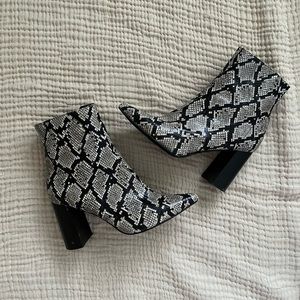 Jeffrey Campbell Snakeskin chunky heel pointed toe bootie